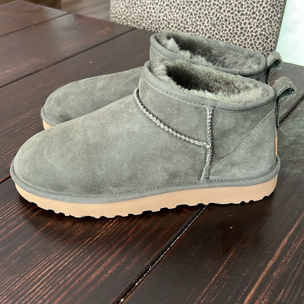 Brand new UGG ultra mini in Alpine sold out size 9